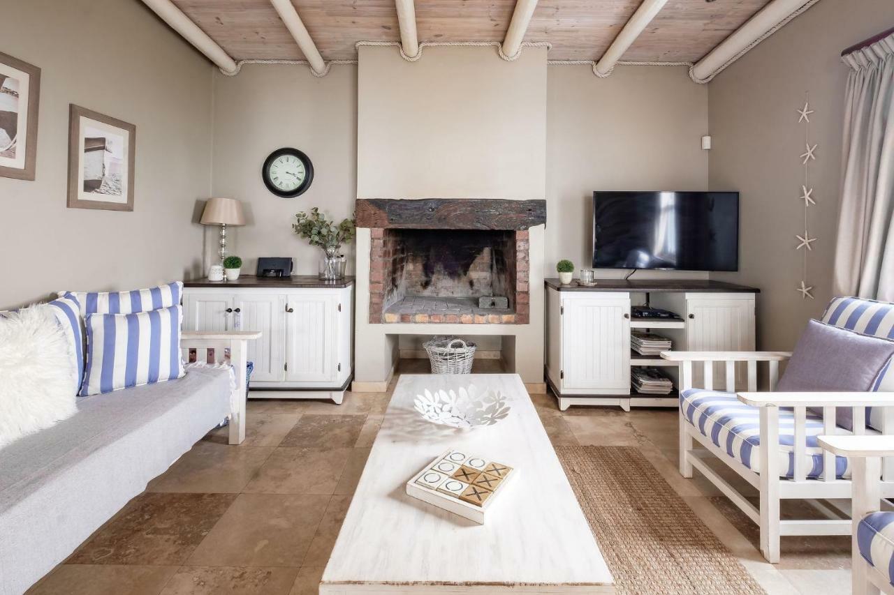 Na Genoeg Holiday Home Paternoster Bagian luar foto